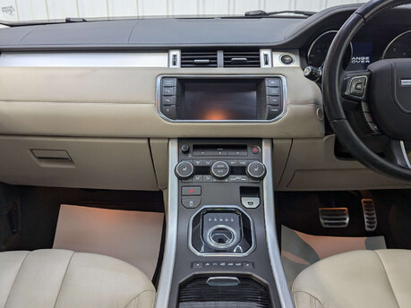 Land Rover Range Rover Evoque 2.2 Range Rover Evoque Dynamic Luxury SD4 Auto 4WD 5dr 70