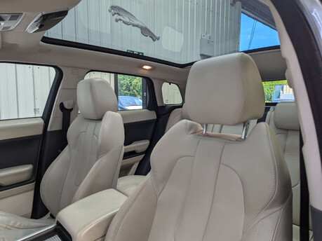 Land Rover Range Rover Evoque 2.2 Range Rover Evoque Dynamic Luxury SD4 Auto 4WD 5dr 56