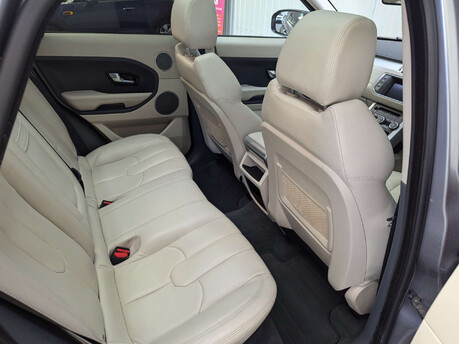 Land Rover Range Rover Evoque 2.2 Range Rover Evoque Dynamic Luxury SD4 Auto 4WD 5dr 59