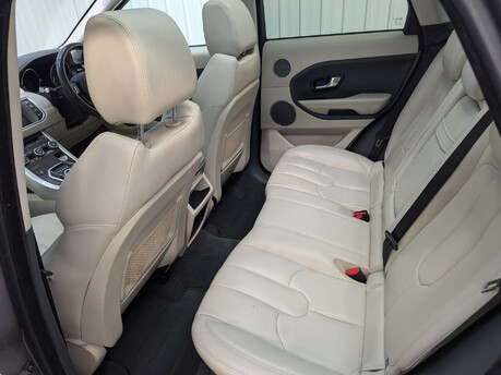 Land Rover Range Rover Evoque 2.2 Range Rover Evoque Dynamic Luxury SD4 Auto 4WD 5dr 65