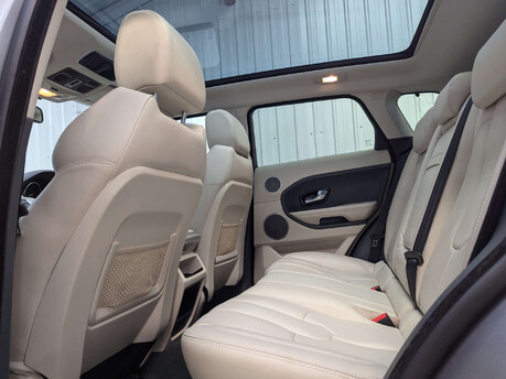 Land Rover Range Rover Evoque 2.2 Range Rover Evoque Dynamic Luxury SD4 Auto 4WD 5dr 66