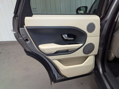 Land Rover Range Rover Evoque 2.2 Range Rover Evoque Dynamic Luxury SD4 Auto 4WD 5dr 69