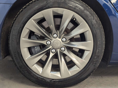 Tesla Model S Model S 90D 4WD 5dr 31