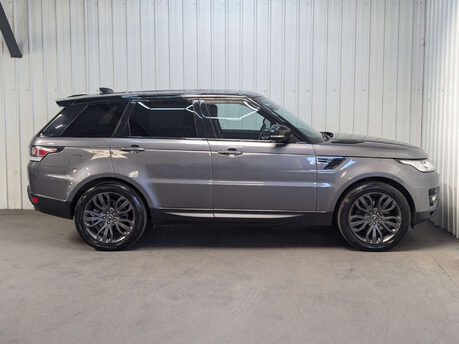 Land Rover Range Rover Sport 3.0 Range Rover Sport HSE Dynamic V6 SC Auto 4WD 5dr 18
