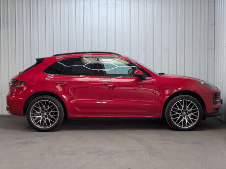 Porsche Macan 2.0 Macan Semi-Auto 4WD 5dr 17