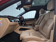 Porsche Macan 2.0 Macan Semi-Auto 4WD 5dr 58