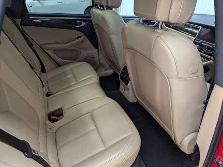 Porsche Macan 2.0 Macan Semi-Auto 4WD 5dr 60