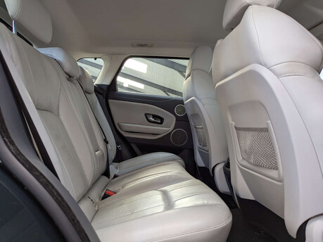 Land Rover Range Rover Evoque 2.0 Range Rover Evoque SE Tech TD4 Auto 4WD 5dr 63
