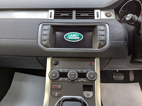 Land Rover Range Rover Evoque 2.0 Range Rover Evoque SE Tech TD4 Auto 4WD 5dr 82