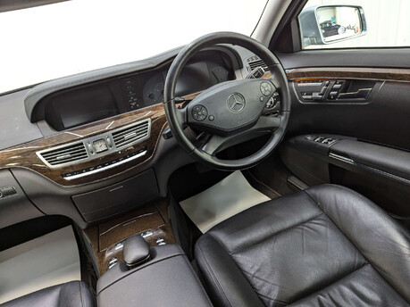 Mercedes-Benz S Class 3.0 S350 Bluetec BlueEfficiency CDi Auto 4dr 52