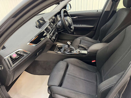 BMW 1 Series 2.0 118D Sport 5dr 52
