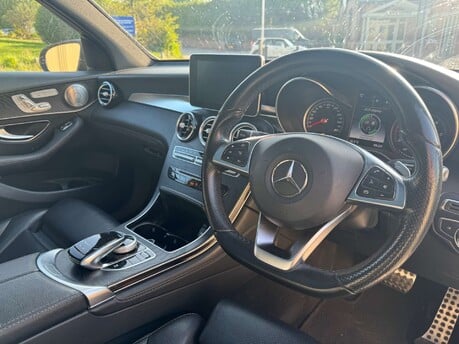 Mercedes-Benz GLC 2.1 GLC 250 D 4Matic AMG Line Premium+ Auto 4WD 5dr 3