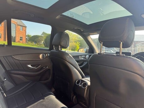 Mercedes-Benz GLC 2.1 GLC 250 D 4Matic AMG Line Premium+ Auto 4WD 5dr 9