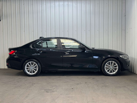 BMW 3 Series 2.0 330e xDrive SE Professional Auto 4WD 4dr 14
