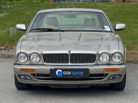 Jaguar Sovereign AUTO 2