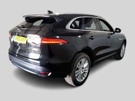 Jaguar F-Pace 2.0 F-PACE Portfolio AWD D 4WD 5dr 13