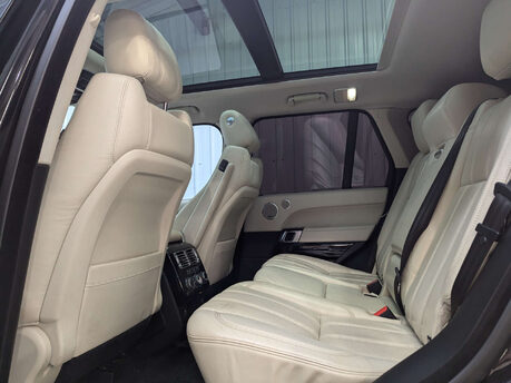 Land Rover Range Rover 4.4 Range Rover Vogue SDV8 Auto 4WD 5dr 63