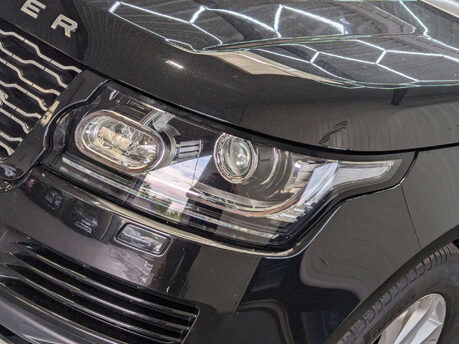 Land Rover Range Rover 4.4 Range Rover Vogue SDV8 Auto 4WD 5dr 20