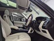 Land Rover Range Rover 4.4 Range Rover Vogue SDV8 Auto 4WD 5dr 46