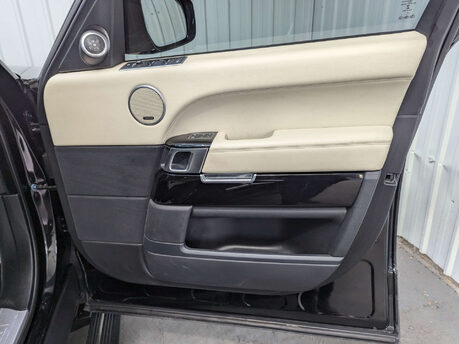 Land Rover Range Rover 4.4 Range Rover Vogue SDV8 Auto 4WD 5dr 50