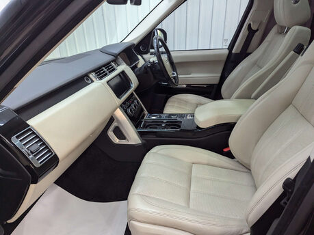 Land Rover Range Rover 4.4 Range Rover Vogue SDV8 Auto 4WD 5dr 51