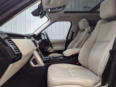 Land Rover Range Rover 4.4 Range Rover Vogue SDV8 Auto 4WD 5dr 54