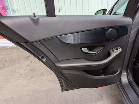 Mercedes-Benz C Class 2.0 C 220 SE D Auto 4dr 71