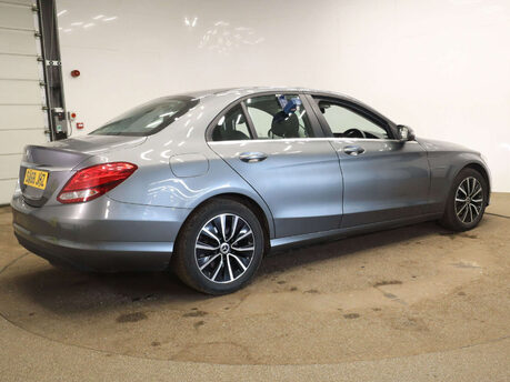Mercedes-Benz C Class 2.0 C 220 SE D Auto 4dr 9