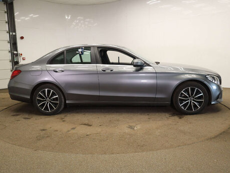 Mercedes-Benz C Class 2.0 C 220 SE D Auto 4dr 7