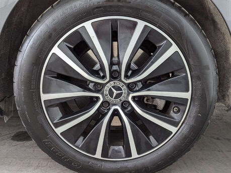 Mercedes-Benz C Class 2.0 C 220 SE D Auto 4dr 34