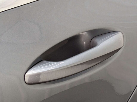 Mercedes-Benz C Class 2.0 C 220 SE D Auto 4dr 33
