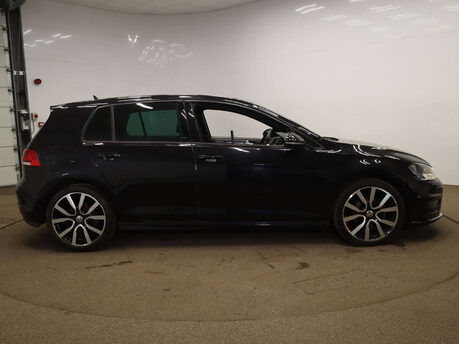Volkswagen Golf 2.0 Golf R-Line Edition TDI BlueMotion Technology 5dr 7