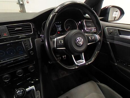 Volkswagen Golf 2.0 Golf R-Line Edition TDI BlueMotion Technology 5dr 5