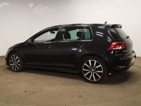 Volkswagen Golf 2.0 Golf R-Line Edition TDI BlueMotion Technology 5dr 15