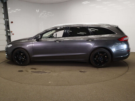 Ford Mondeo 2.0 Mondeo Titanium TDCI 5dr 17