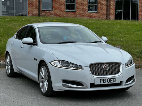 Jaguar XF 2.2 XF Portfolio D Auto 4dr 7