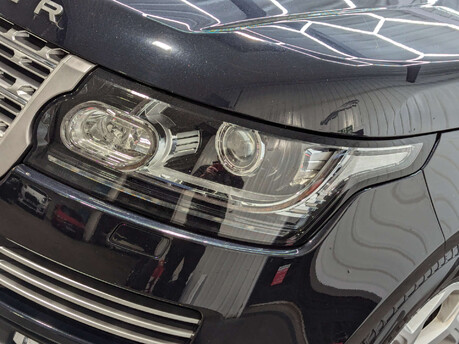 Land Rover Range Rover 4.4 SD V8 Autobiography Auto 4WD Euro 6 (s/s) 5dr 29