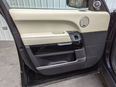 Land Rover Range Rover 4.4 SD V8 Autobiography Auto 4WD Euro 6 (s/s) 5dr 65