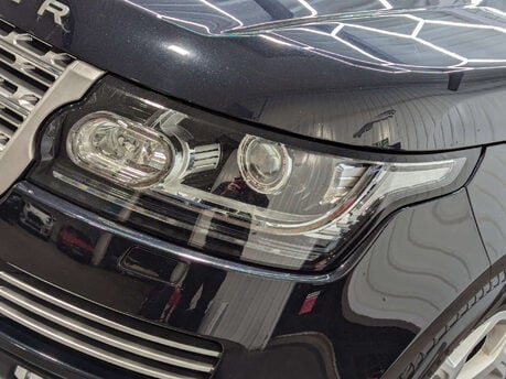 Land Rover Range Rover 4.4 SD V8 Autobiography Auto 4WD Euro 6 (s/s) 5dr 29