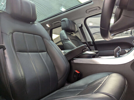 Land Rover Range Rover Sport 2.0 Range Rover Sport HSE Dynamic P400e Auto 4WD 5dr 49