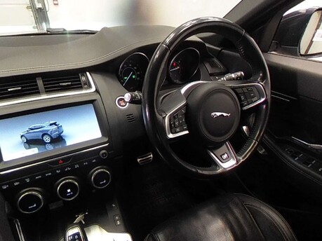Jaguar E-Pace 2.0 E-Pace R-Dynamic SE D AWD Auto 4WD 5dr 5