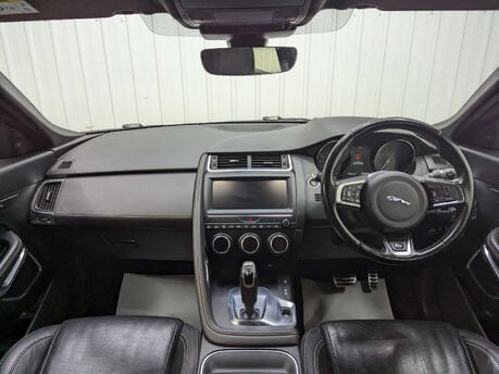 Jaguar E-Pace 2.0 E-Pace R-Dynamic SE D AWD Auto 4WD 5dr 2