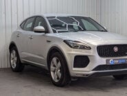 Jaguar E-Pace 2.0 E-Pace R-Dynamic SE D AWD Auto 4WD 5dr 19