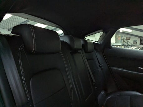 Jaguar E-Pace 2.0 E-Pace R-Dynamic SE D AWD Auto 4WD 5dr 65