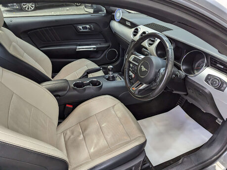 Ford Mustang 2.3 Mustang EcoBoost 2dr 44