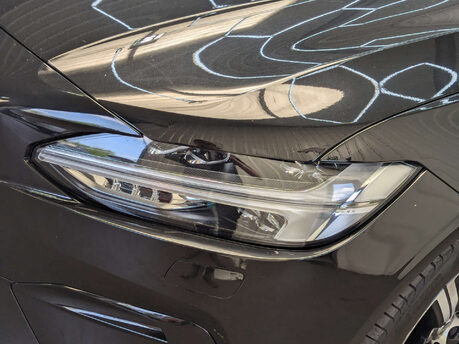 Volvo S90 2.0 S90 R-Design D4 Auto 4dr 29