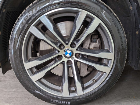 BMW X5 3.0 X5 M50D Auto 4WD 5dr 32