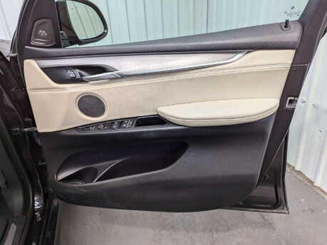 BMW X5 3.0 X5 M50D Auto 4WD 5dr 53