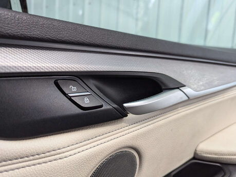 BMW X5 3.0 X5 M50D Auto 4WD 5dr 85
