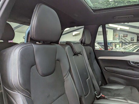 Volvo XC90 2.0 XC90 R-Design B5 MHEV AWD Auto 4WD 5dr 64